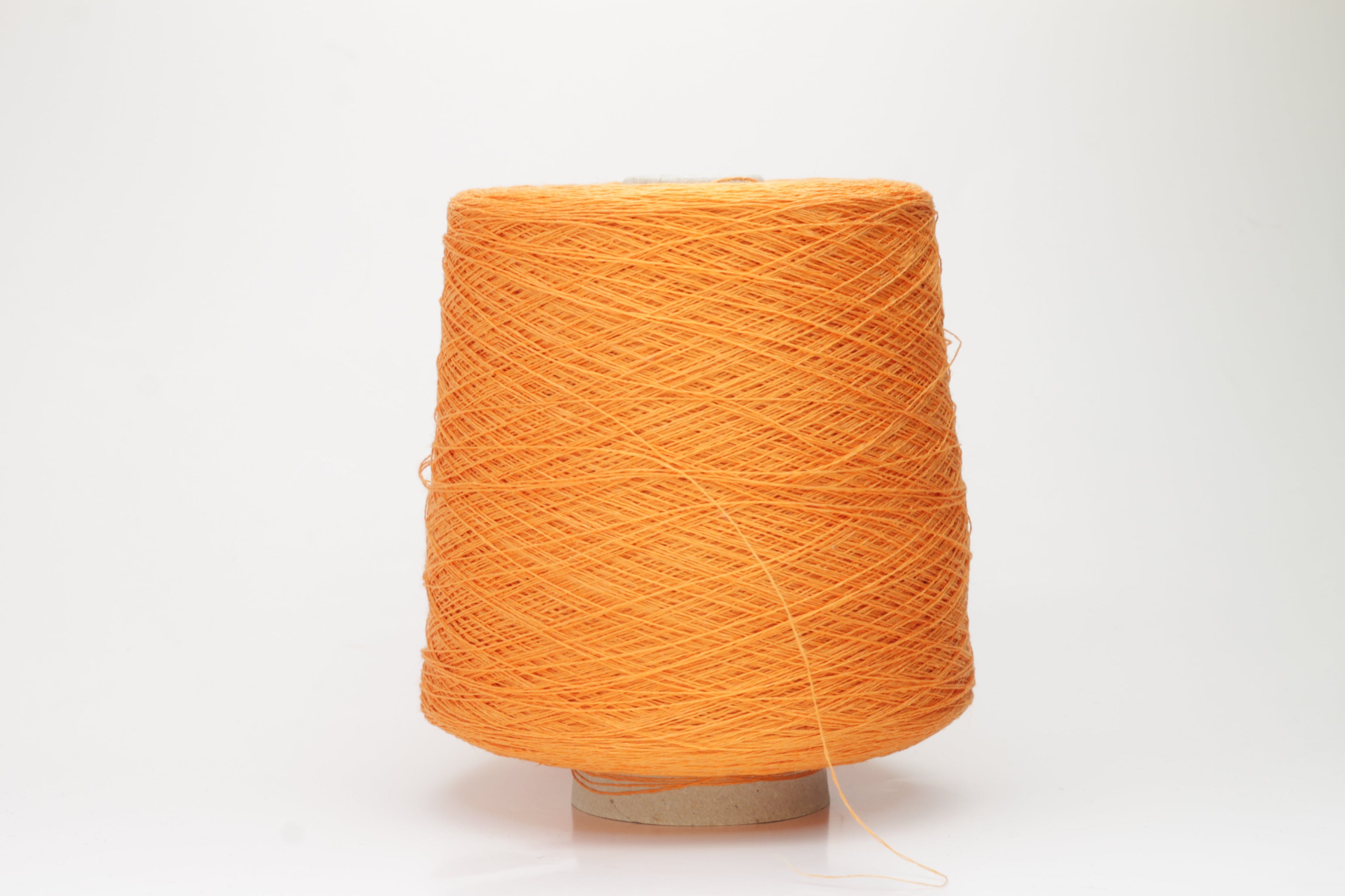 Lino yarn 100%, Nm 2/18, Loro Piana yarn on Cone, Color Orange. Pr 100 gr