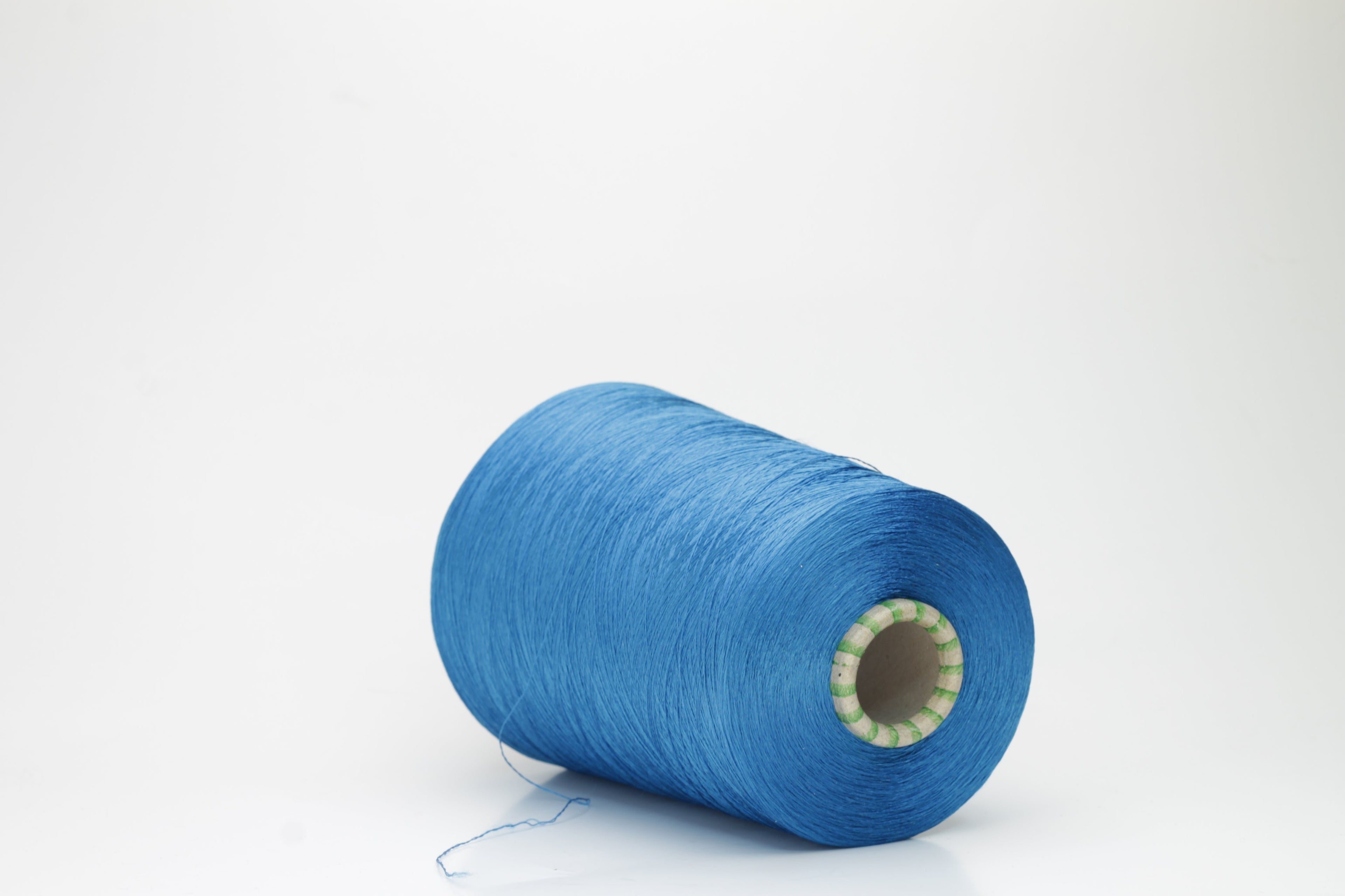 Silk yarn 100%,Nm 2/90, Trama Prisma ricerche, Color Turquoise