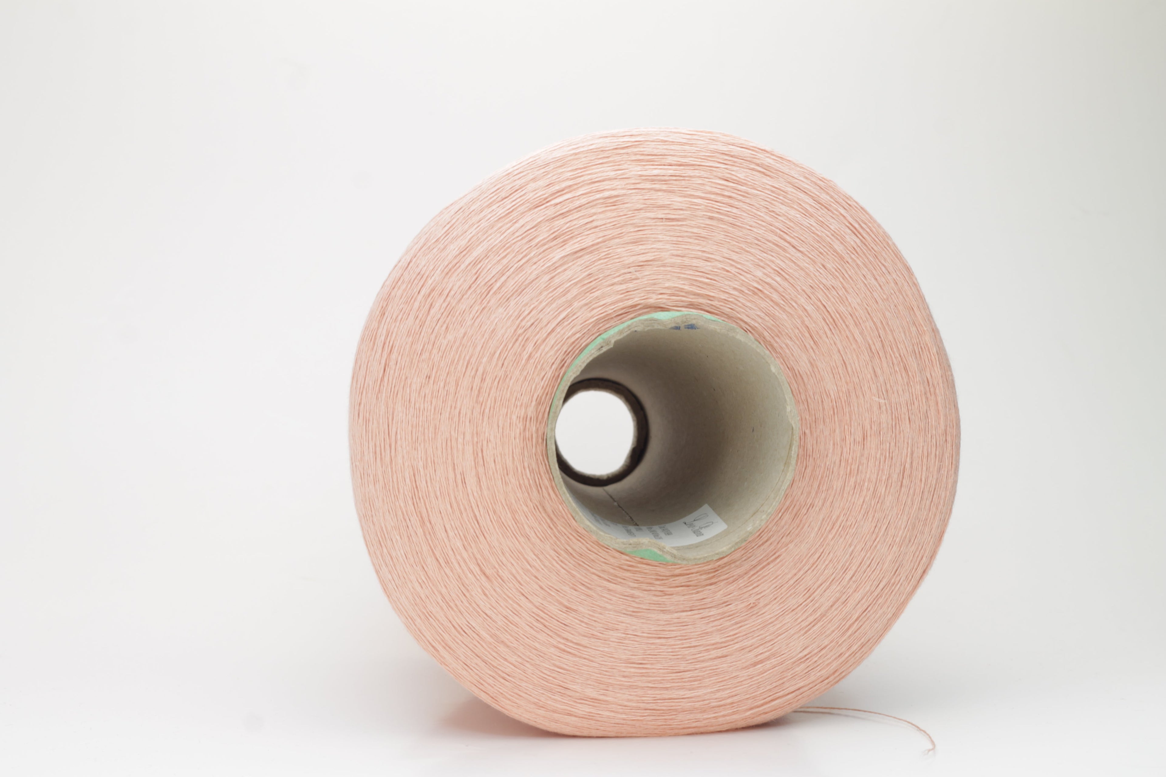Lino yarn 100%, Nm 2/26, Loro Piana yarn on cone, Color Rosa. Per 100 gr